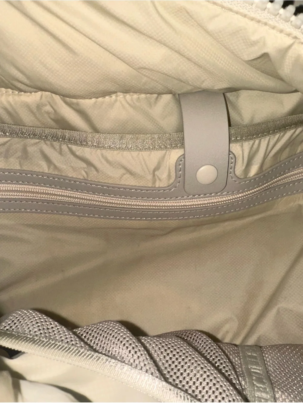 VEE Collective  PORTER TOTE MEDIUM BARELY BEIGE